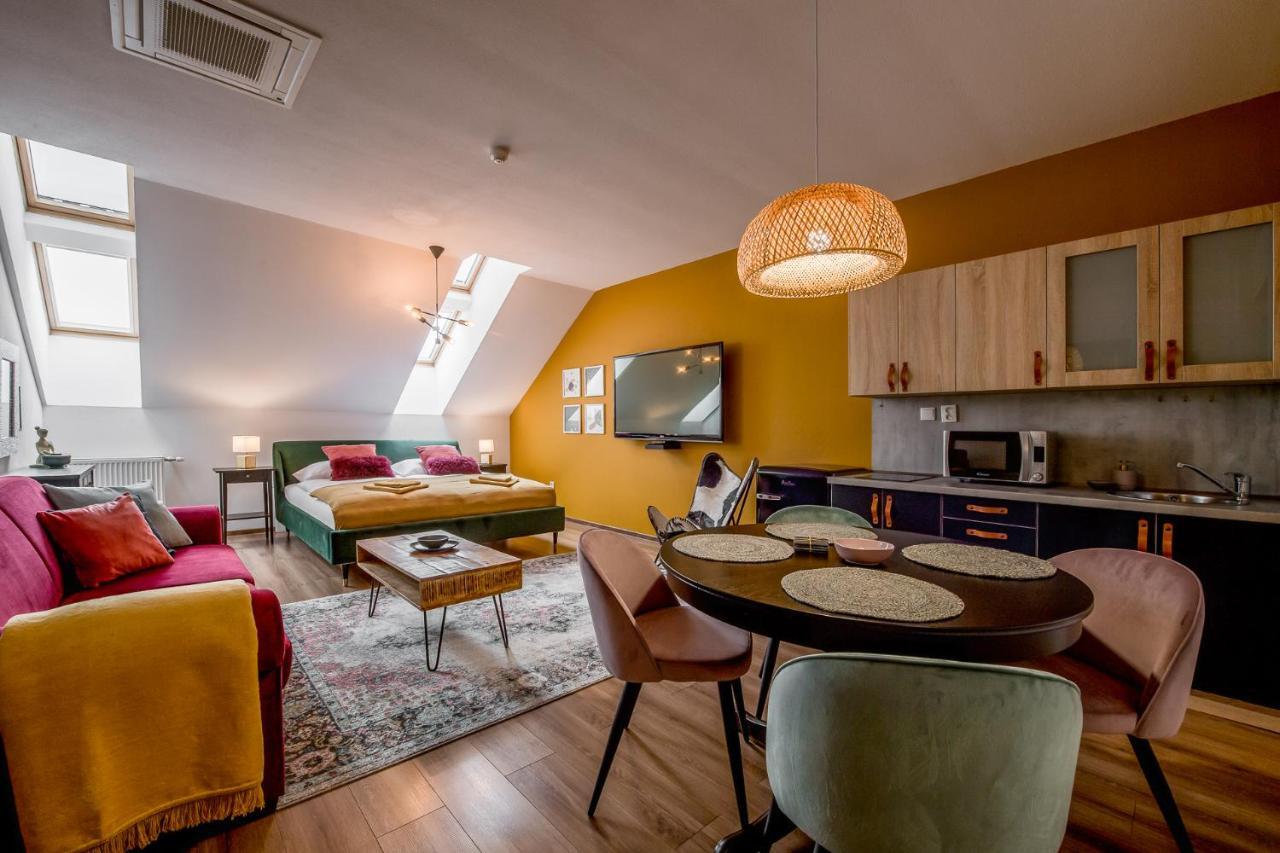 Poetika Apartments Presov Bagian luar foto